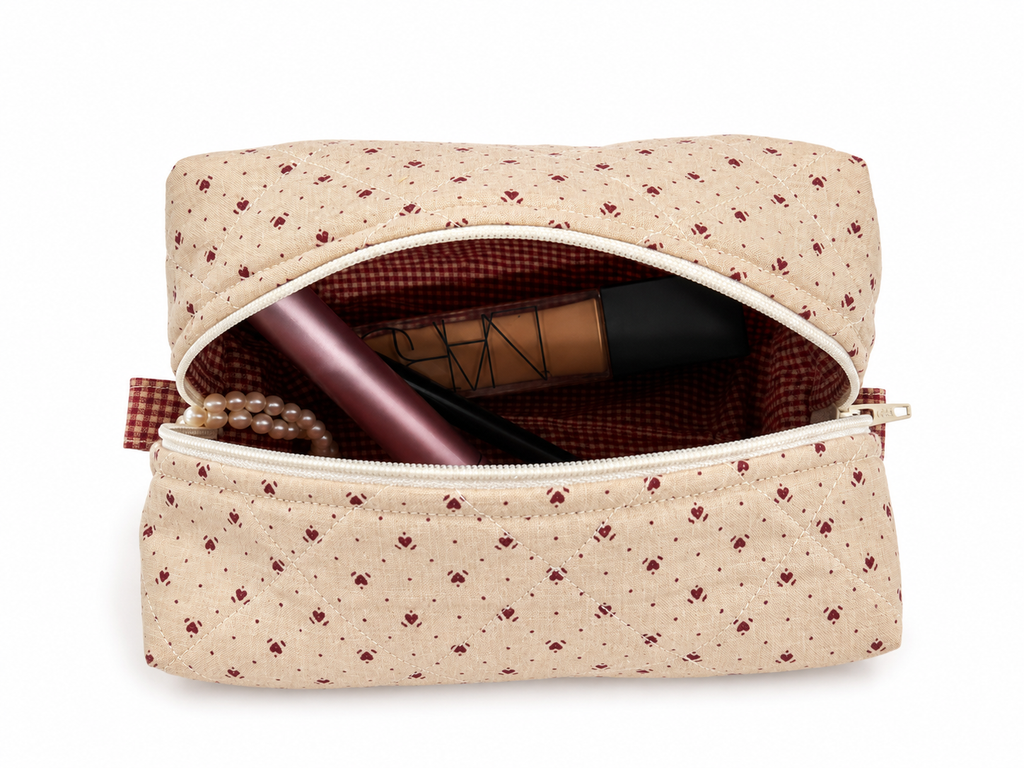 Picnic Basket Makeup Bag